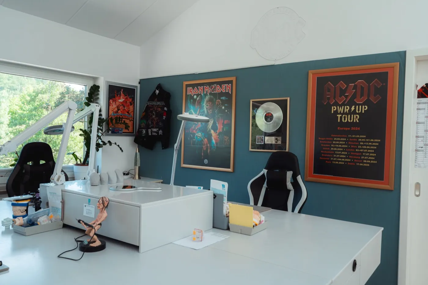 Arbeitsplatz im Labor von Starlab Dental